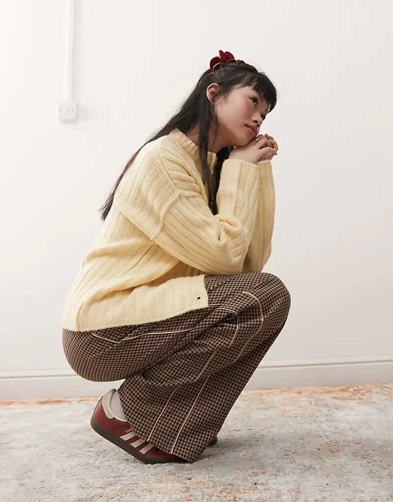 Брюки-карго в коричневую клетку Miss Selfridge
Брюки-карго в коричневую клетку Miss Selfridge