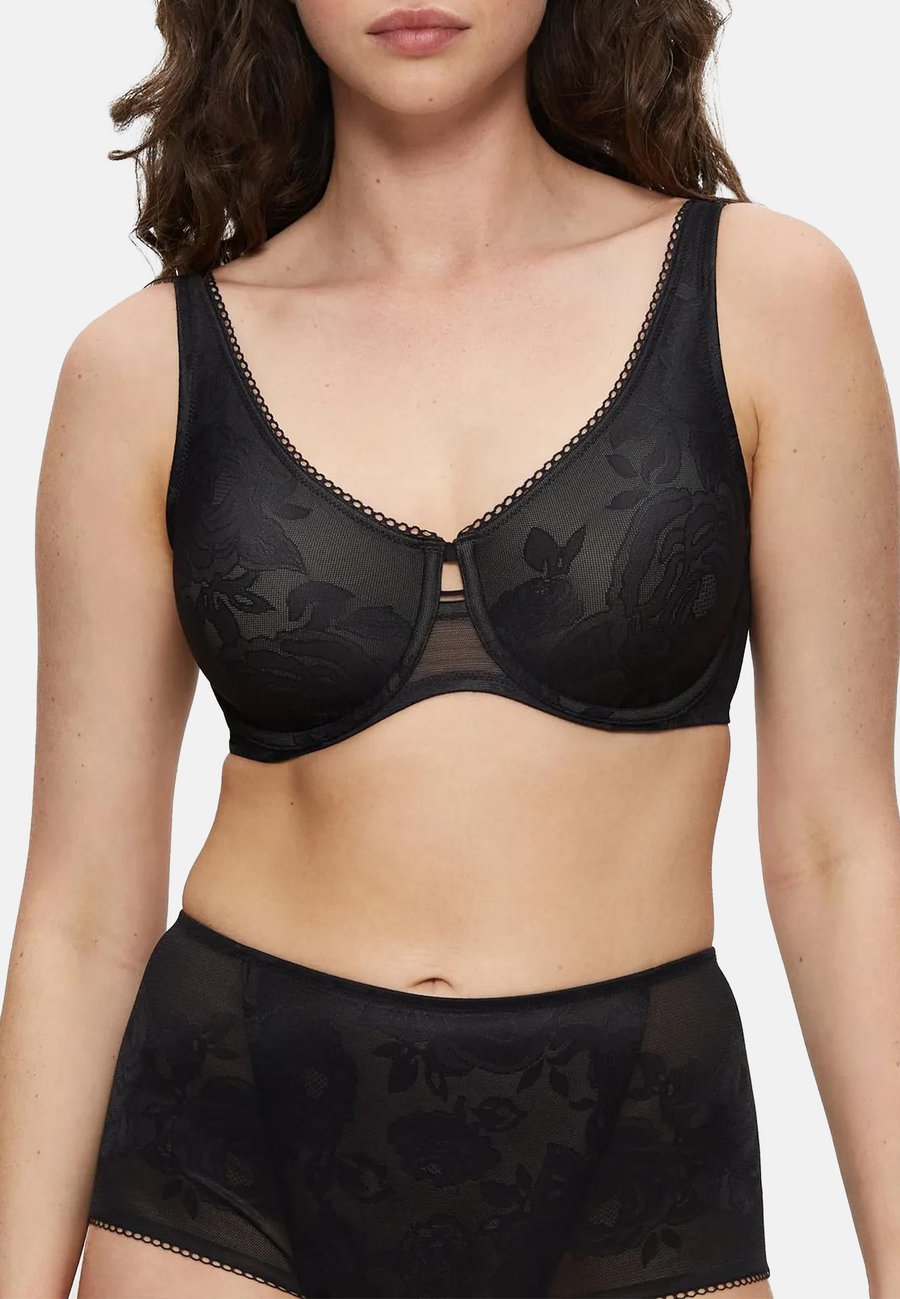 Бюстгальтер Triumph WILD SENSATION MINIMIZER, Schwarz/Black
Бюстгальтер Triumph WILD SENSATION MINIMIZER, Schwarz/Black