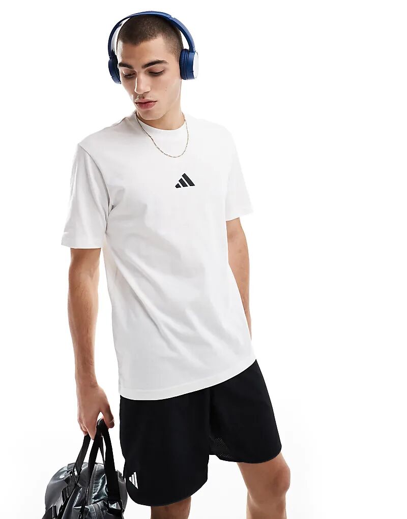 Футболка adidas Performance essentials small logo single jerseye белого цвета
Футболка adidas Performance essentials small logo single jerseye белого цвета
