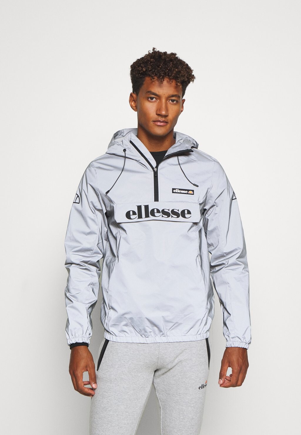 Спортивная куртка Ellesse BERTOLETI JACKET, цвет Silver, Серый, Спортивная куртка Ellesse BERTOLETI JACKET, цвет Silver
Спортивная куртка Ellesse BERTOLETI JACKET, цвет Silver, Серый, Спортивная куртка Ellesse BERTOLETI JACKET, цвет Silver
