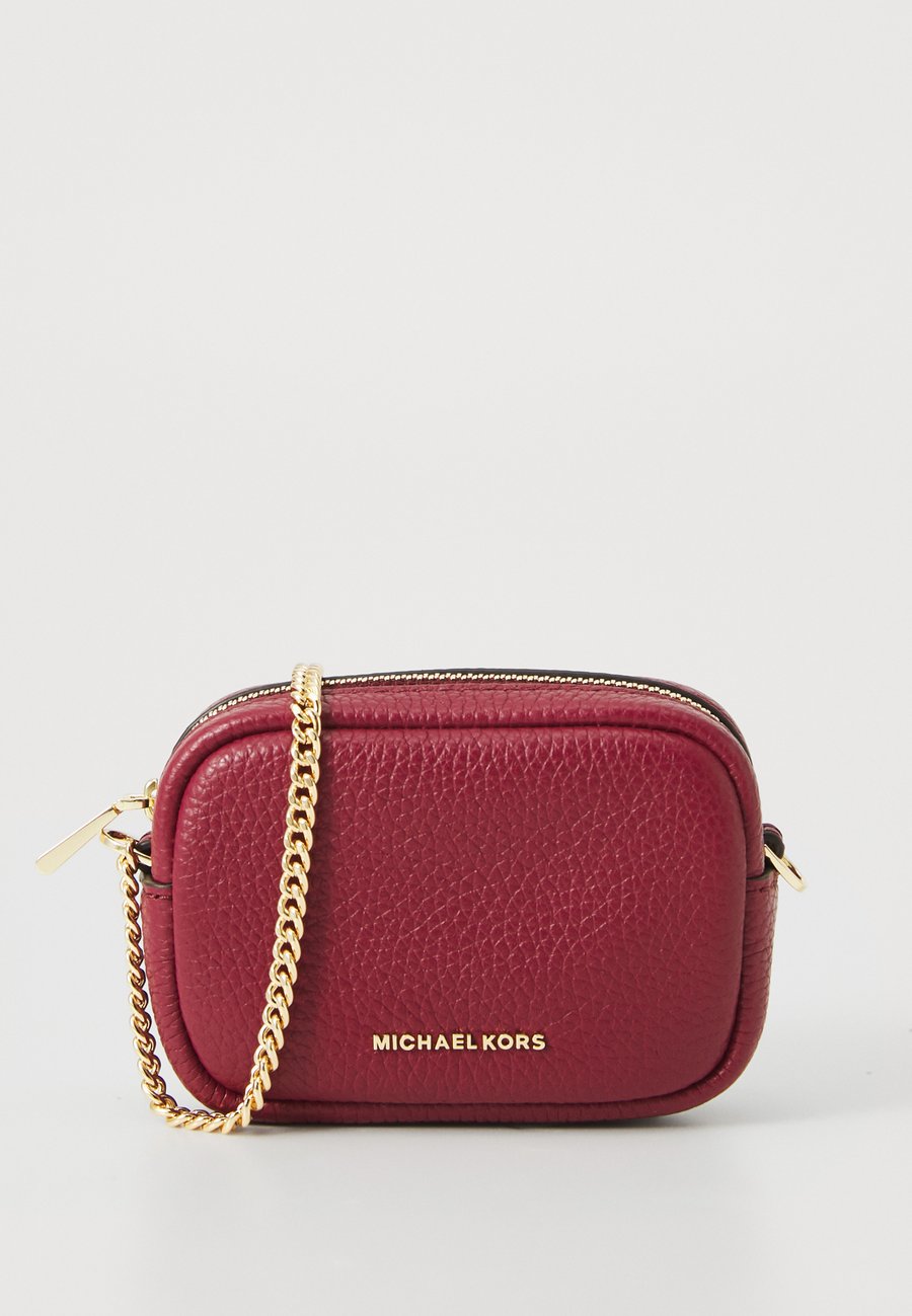 Кошелек MICHAEL Michael Kors BRYANT XS CHAIN CHARM, Mulberry/Dark Red
Кошелек MICHAEL Michael Kors BRYANT XS CHAIN CHARM, Mulberry/Dark Red