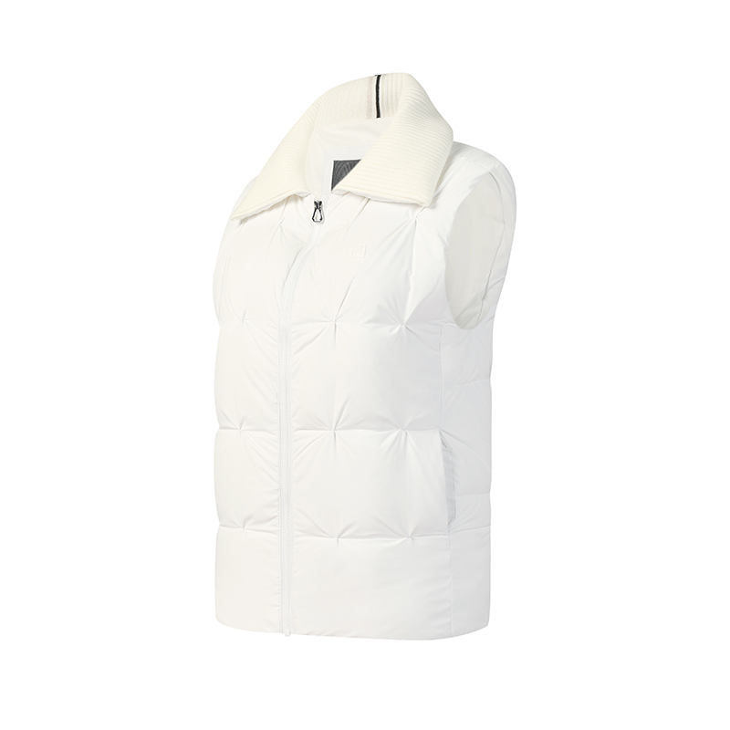 Женская пуховая жилетка серии Golf FILA, Jade белый
Женская пуховая жилетка серии Golf FILA, Jade белый