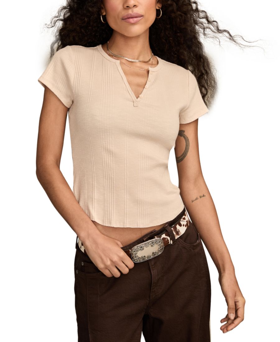 Женская футболка с коротким рукавом и воротником-стойкой Lucky Brand, Sheer Bliss
Женская футболка с коротким рукавом и воротником-стойкой Lucky Brand, Sheer Bliss