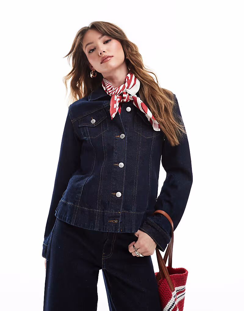 Приталенная джинсовая куртка цвета индиго Only
Приталенная джинсовая куртка цвета индиго Only