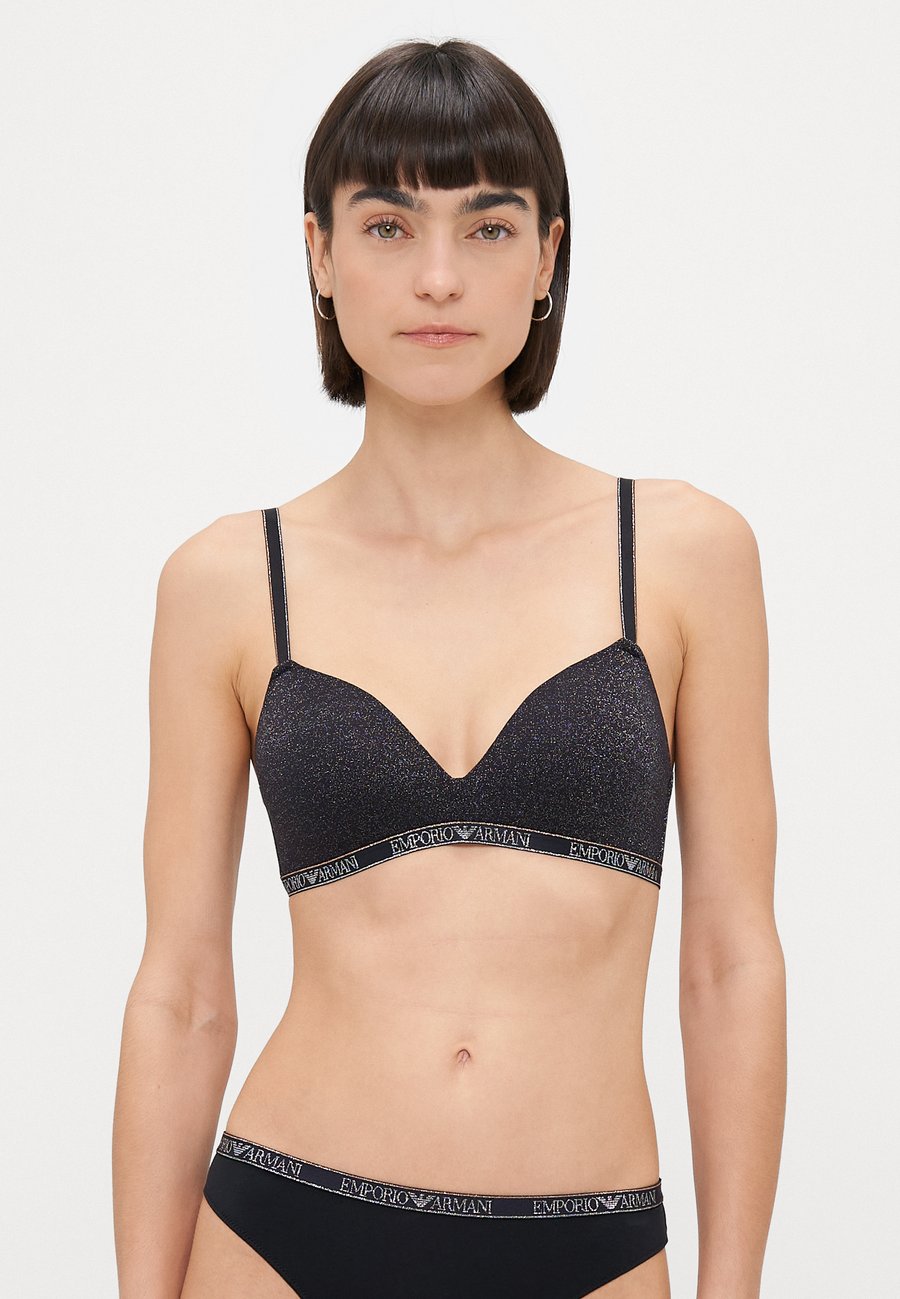 Бюстгальтер Emporio Armani PADDED TRIANGLE BRA, Black /Black
Бюстгальтер Emporio Armani PADDED TRIANGLE BRA, Black /Black