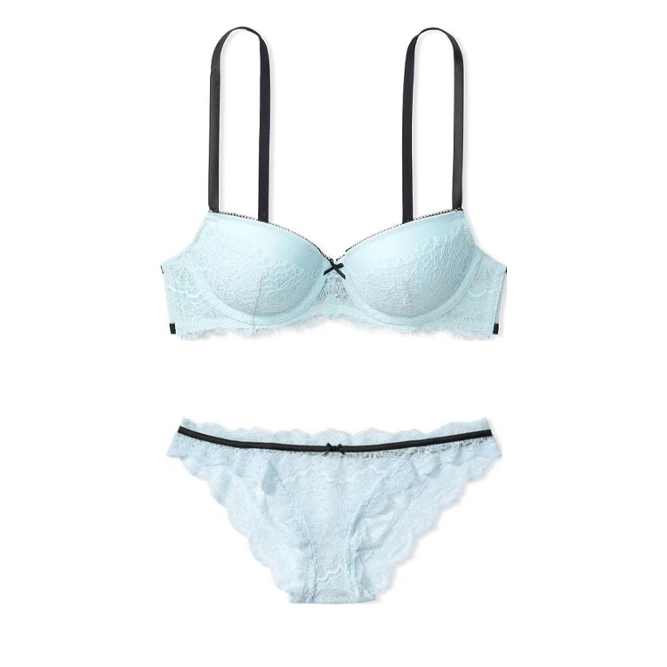 Комплект нижнего белья женский светло-голубой Victoria's Secret
Комплект нижнего белья женский светло-голубой Victoria's Secret