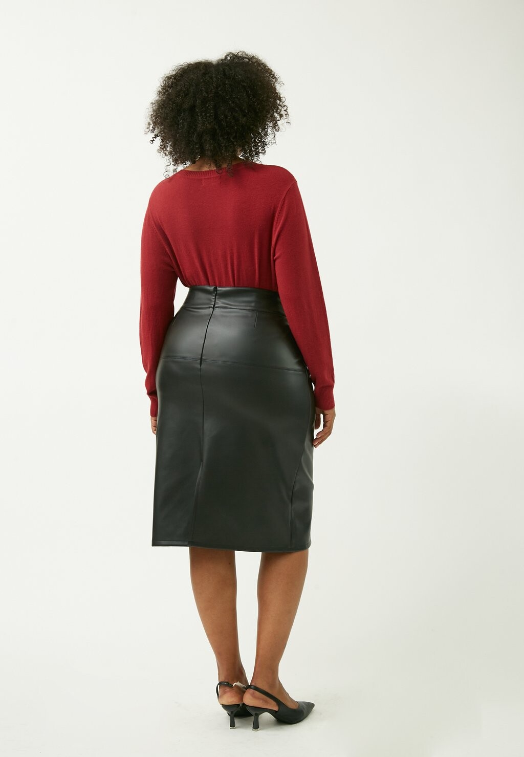 Джемпер DIAMOND Maison Form'elle, Бордо
Джемпер DIAMOND Maison Form'elle, Бордо