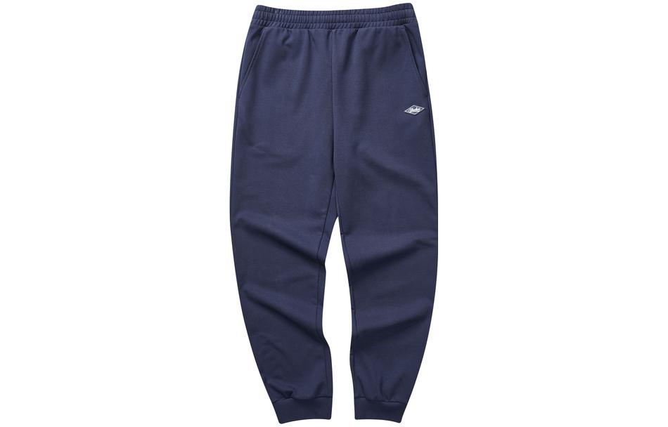 Вязаные спортивные штаны мужские морской синий Skechers
Вязаные спортивные штаны мужские морской синий Skechers