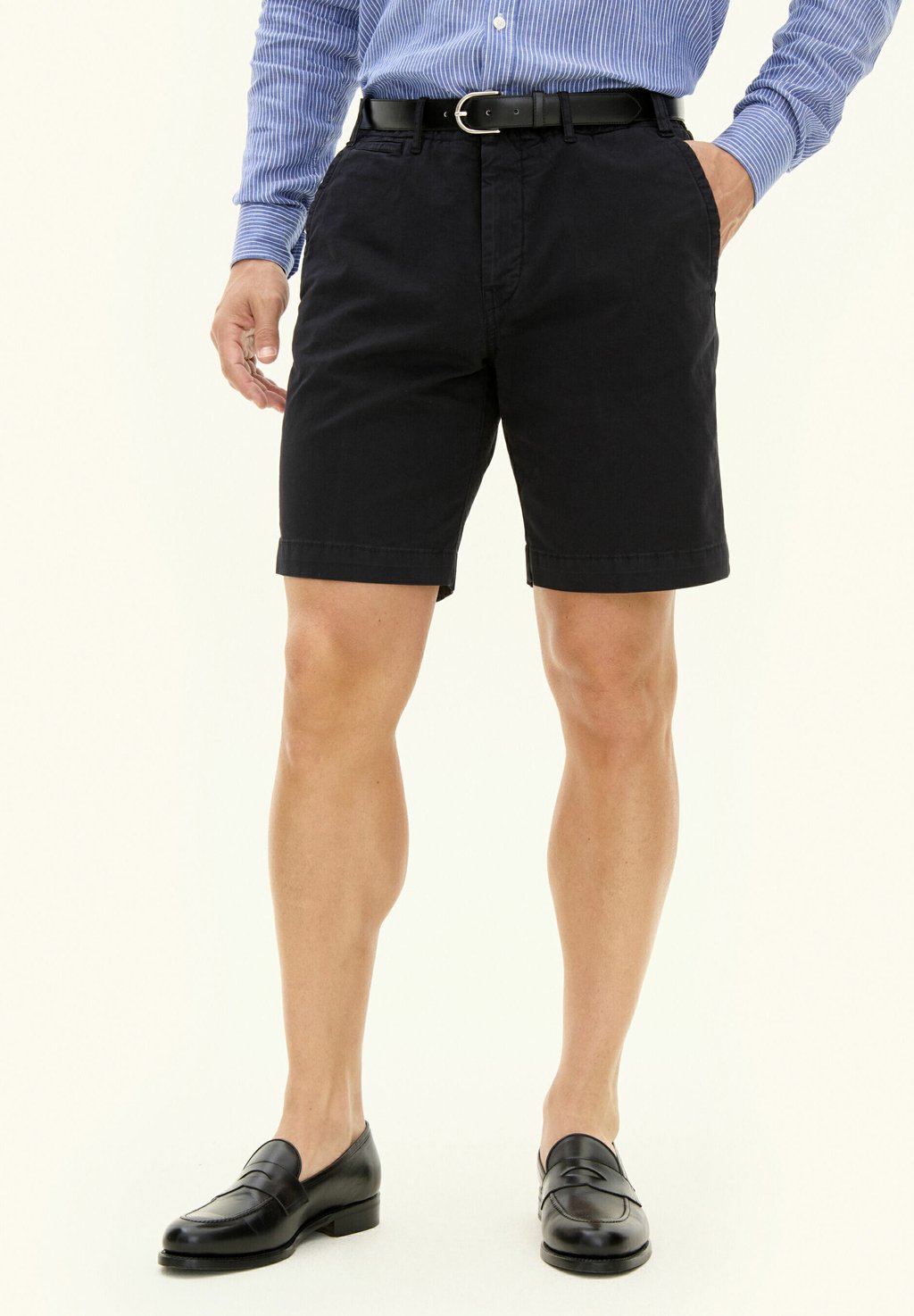 Шорты POGGIO Oscar Jacobson, темно-синий
Шорты POGGIO Oscar Jacobson, темно-синий