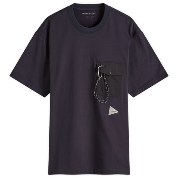 Карманная футболка And Wander, синий
Карманная футболка And Wander, синий