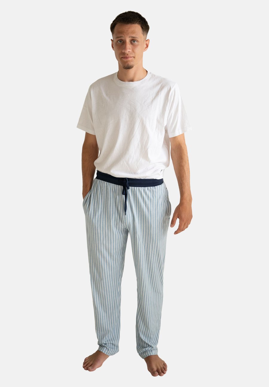 Пижамные брюки Phil & Co. Berlin 2-PACK , Streifen Marine/Dark Blue
Пижамные брюки Phil & Co. Berlin 2-PACK , Streifen Marine/Dark Blue