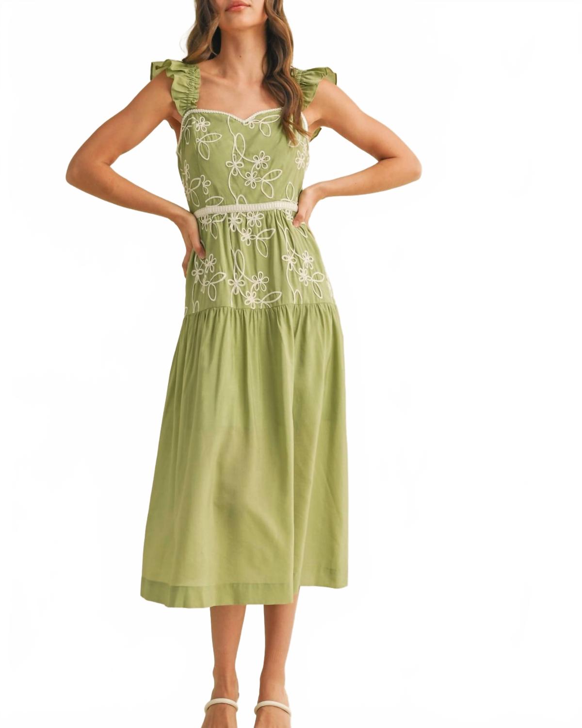 Флоральное вышитое миди-платье в цвете матча &merci, зеленый
Флоральное вышитое миди-платье в цвете матча &merci, зеленый