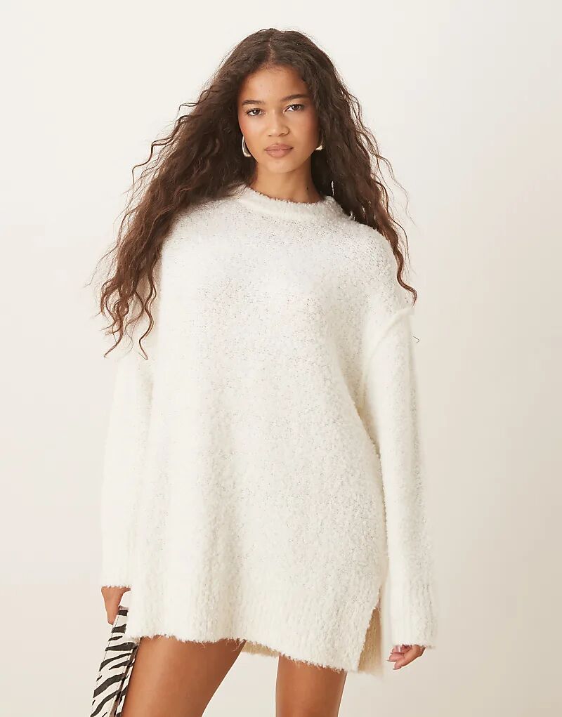 Glamorous пушистое мини-платье белого цвета
Glamorous пушистое мини-платье белого цвета