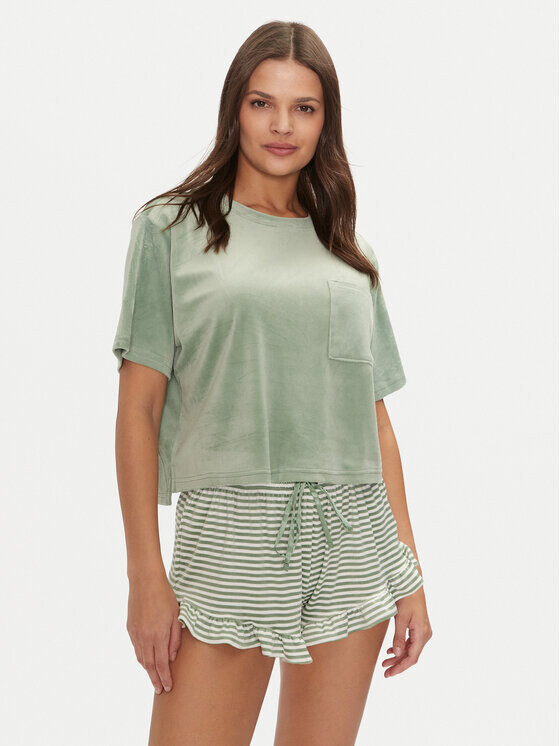 Пижамная футболка свободного кроя Hunkemöller, зеленый
Пижамная футболка свободного кроя Hunkemöller, зеленый