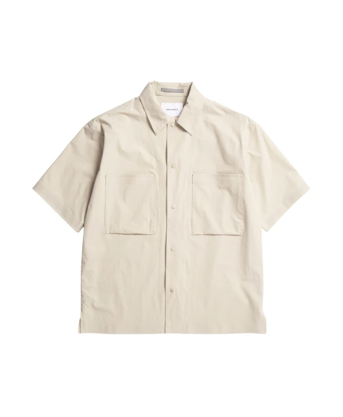 Легкая дорожная рубашка с коротким рукавом для отдыха Norse Projects, бежевый
Легкая дорожная рубашка с коротким рукавом для отдыха Norse Projects, бежевый