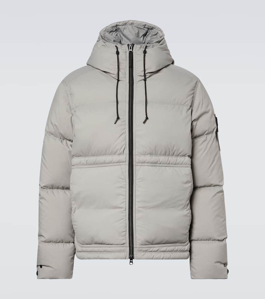 Техническая куртка пуховик из рипстопа Stone Island, Cement
Техническая куртка пуховик из рипстопа Stone Island, Cement