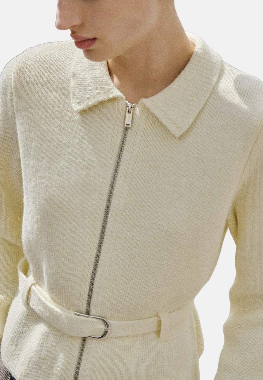 Кардиган Mango Cardigan, Off-White\N/Off-White
Кардиган Mango Cardigan, Off-White\N/Off-White