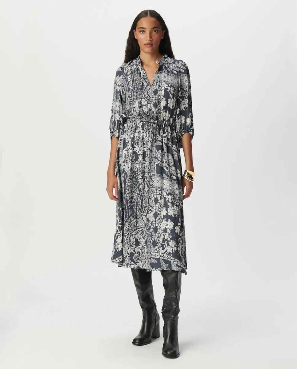 Длинное платье с французскими рукавами IKKS, индиго
Длинное платье с французскими рукавами IKKS, индиго