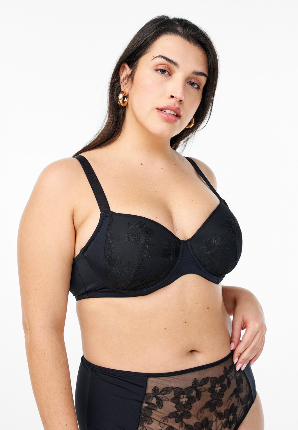 Бюстгальтер на косточках Devoted By Zizzi, черный
Бюстгальтер на косточках Devoted By Zizzi, черный