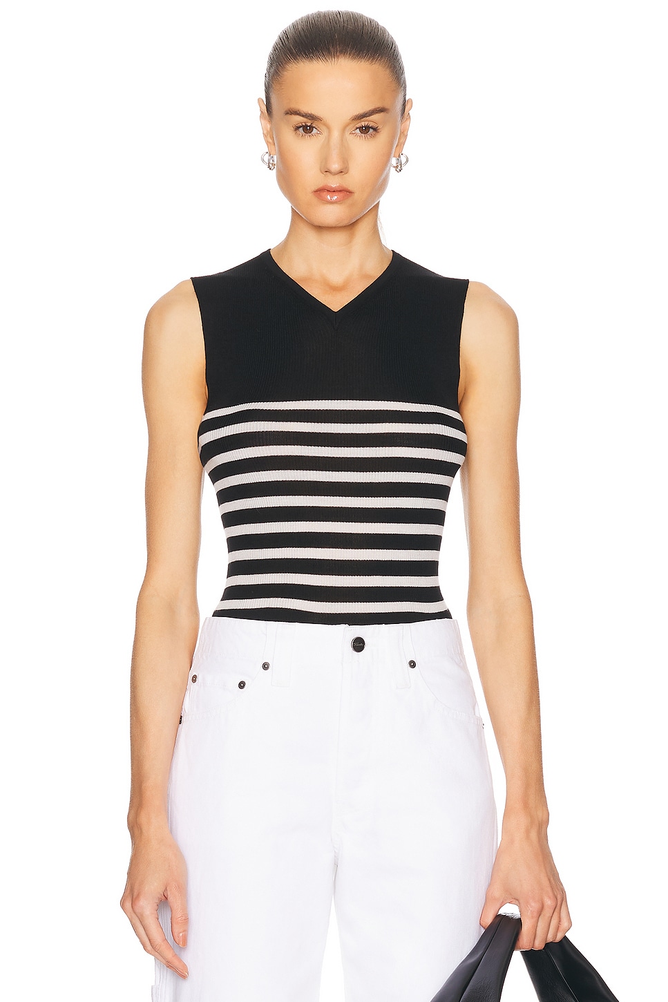 Renato Топ Khaite, Black & Pearl
Renato Топ Khaite, Black & Pearl