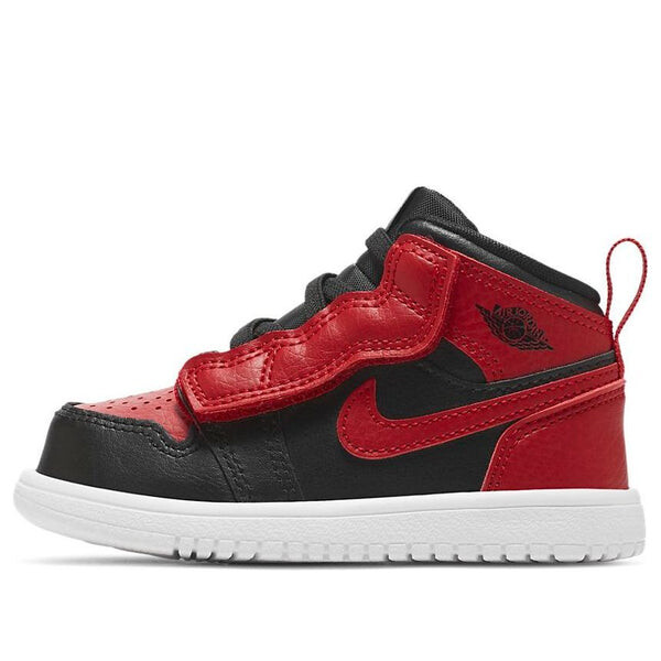 Кроссовки 1 средние альт Air Jordan, черный
Кроссовки 1 средние альт Air Jordan, черный