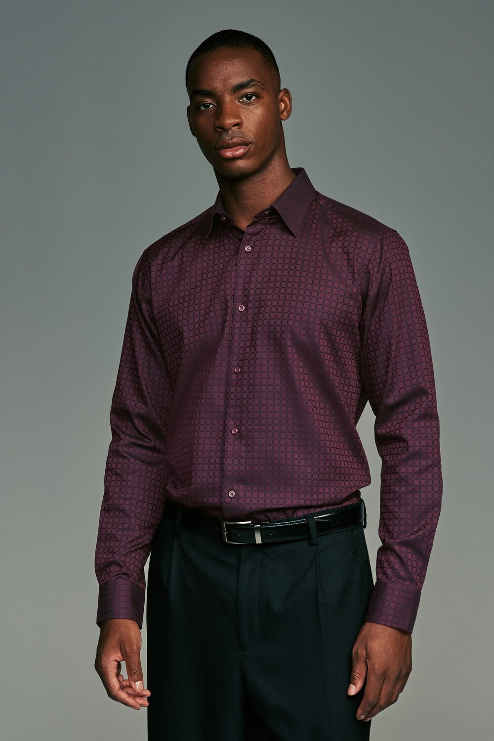 Рубашка классического кроя с принтом, длинными рукавами, одинарными манжетами, из 100% хлопка Next, красный
Рубашка классического кроя с принтом, длинными рукавами, одинарными манжетами, из 100% хлопка Next, красный