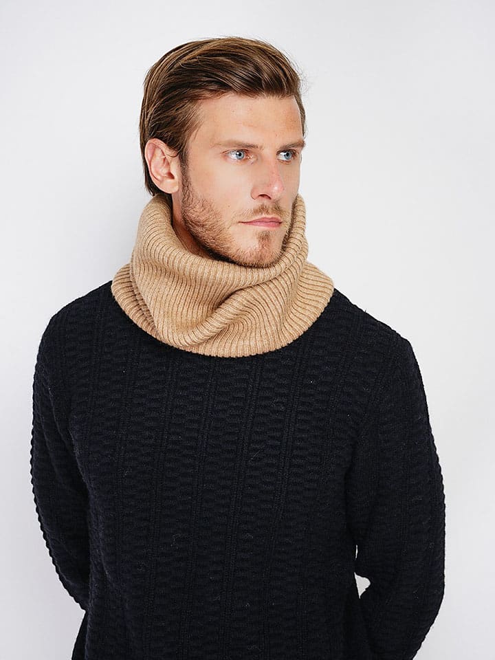 Шарф William de Faye, цвет sand - (l)50 x (b)28 cm
Шарф William de Faye, цвет sand - (l)50 x (b)28 cm