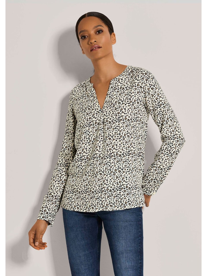 MADELEINE Длинная блузка-слипон черного/бежевого цвета
MADELEINE Длинная блузка-слипон черного/бежевого цвета