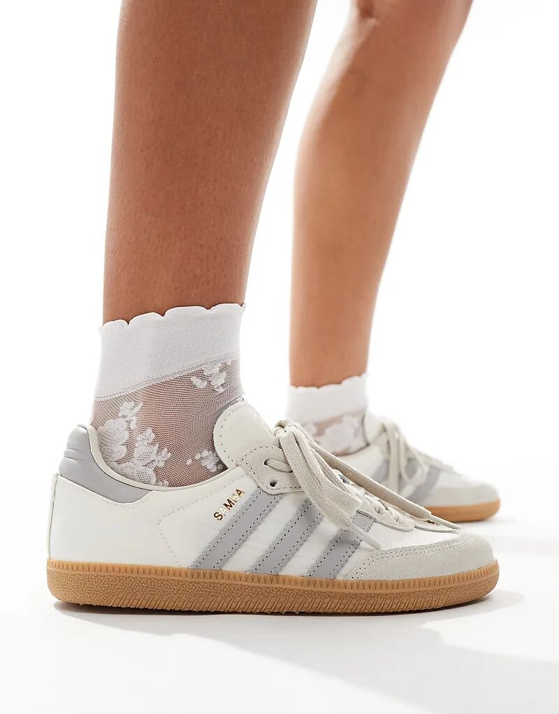 Кроссовки Samba OG в кремово-белом и сером цветах adidas Originals
Кроссовки Samba OG в кремово-белом и сером цветах adidas Originals