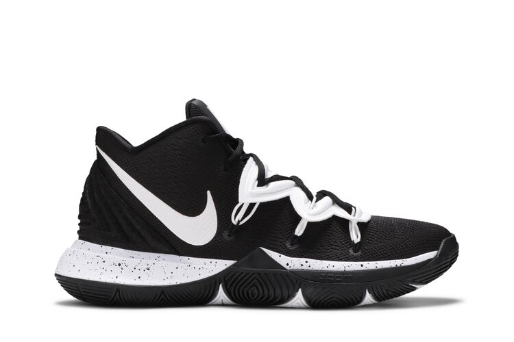 Кроссовки Nike Kyrie 5 TB, черный
Кроссовки Nike Kyrie 5 TB, черный