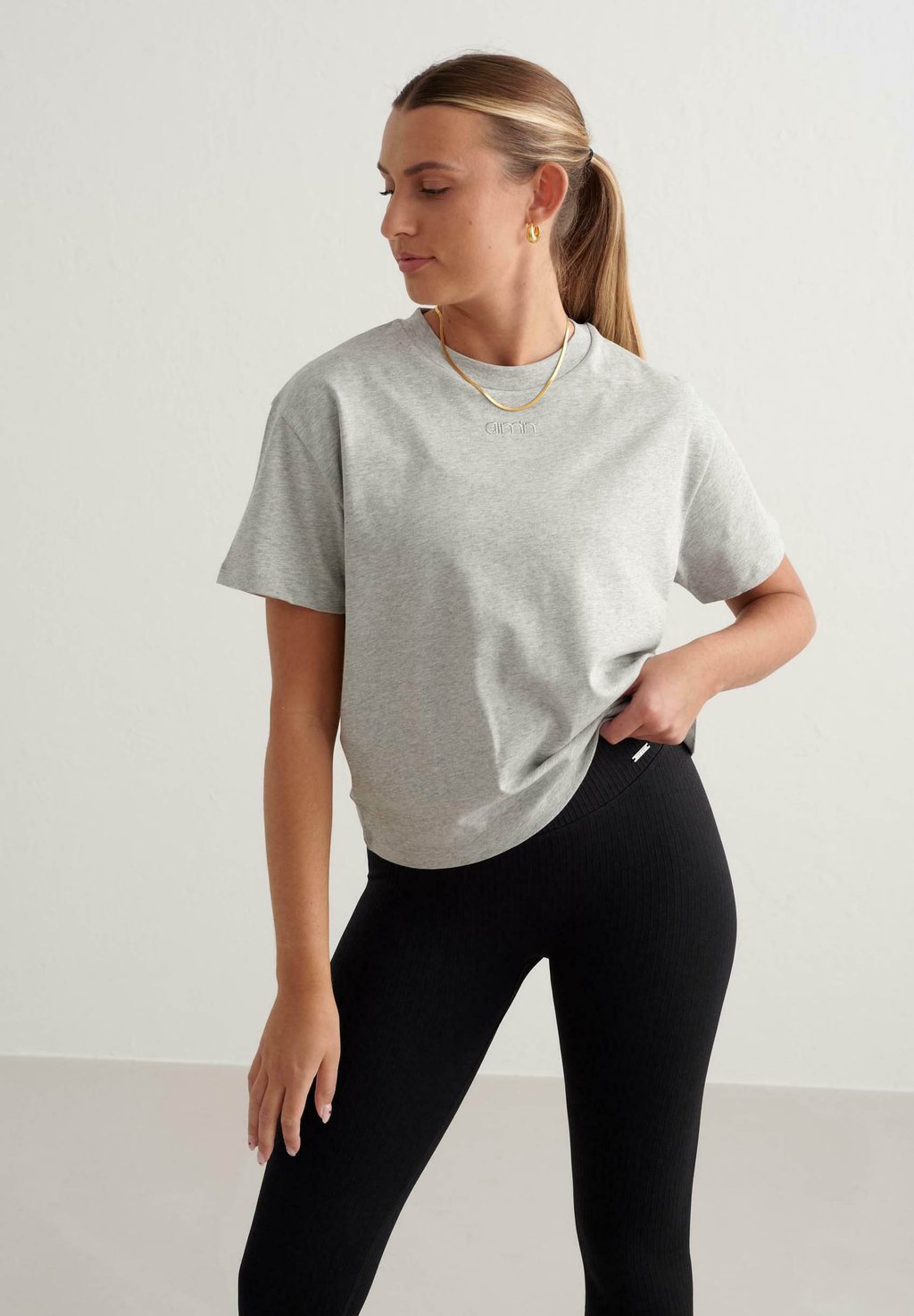 Базовая футболка aim’n, серый
Базовая футболка aim’n, серый