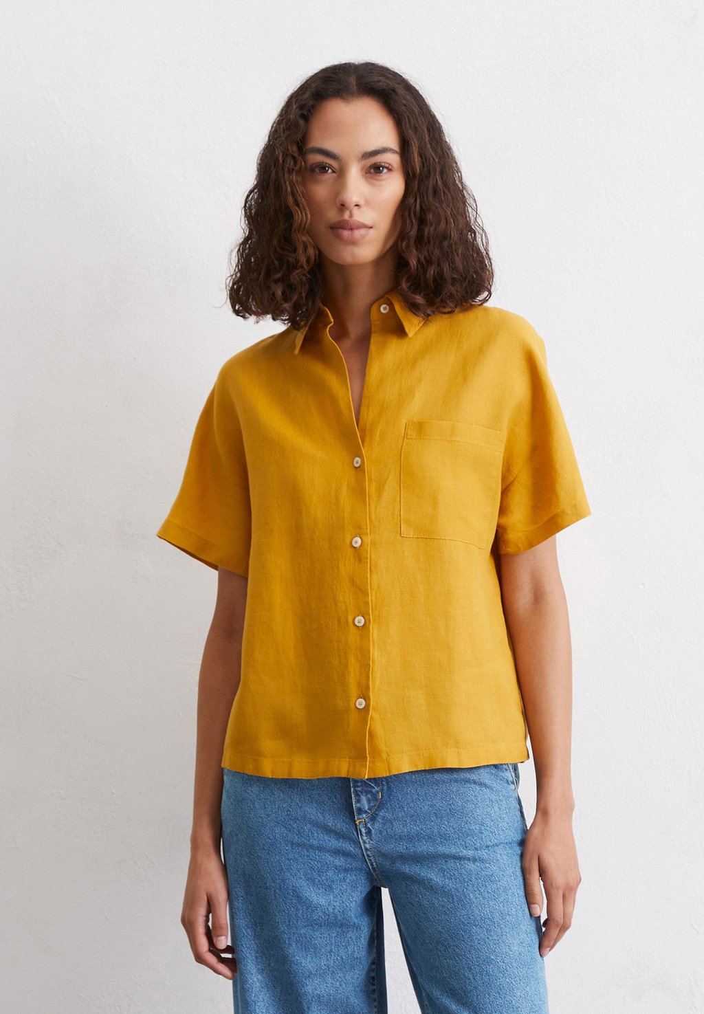 Блузка на пуговицах BLOUSE SHIRT COLLAR SHORT SLEEVE CHEST POCKET SOLID Marc O'Polo, желтый
Блузка на пуговицах BLOUSE SHIRT COLLAR SHORT SLEEVE CHEST POCKET SOLID Marc O'Polo, желтый