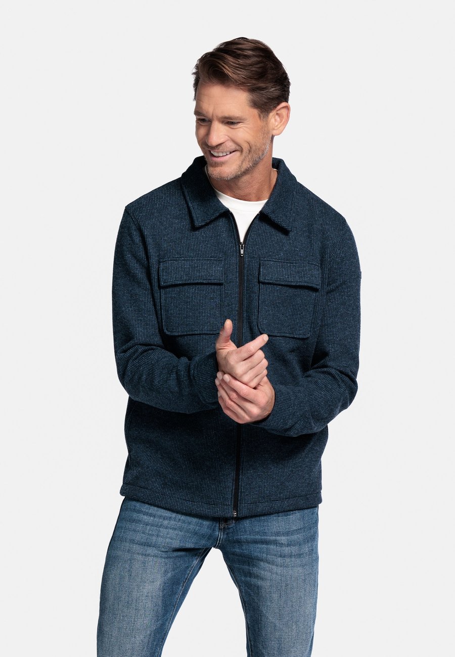 Куртка Baileys STANDAARD LANGE MOUW REGULAR FIT TWO TONE, Navy/Blue
Куртка Baileys STANDAARD LANGE MOUW REGULAR FIT TWO TONE, Navy/Blue