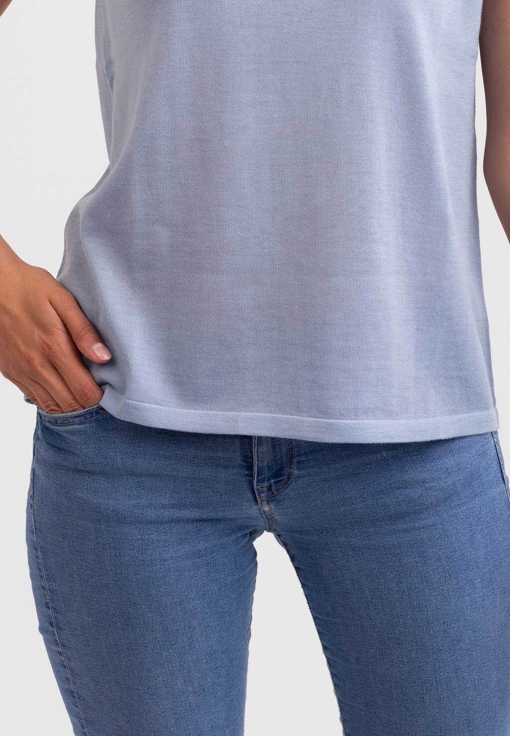 Базовая футболка CASH-MERE, синий
Базовая футболка CASH-MERE, синий