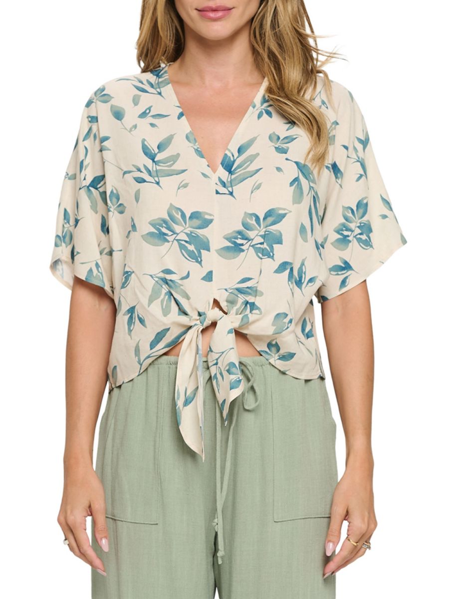 Льняной топ с цветочным принтом и завязкой спереди от Renee C. Renee C., цвет Denim
Льняной топ с цветочным принтом и завязкой спереди от Renee C. Renee C., цвет Denim