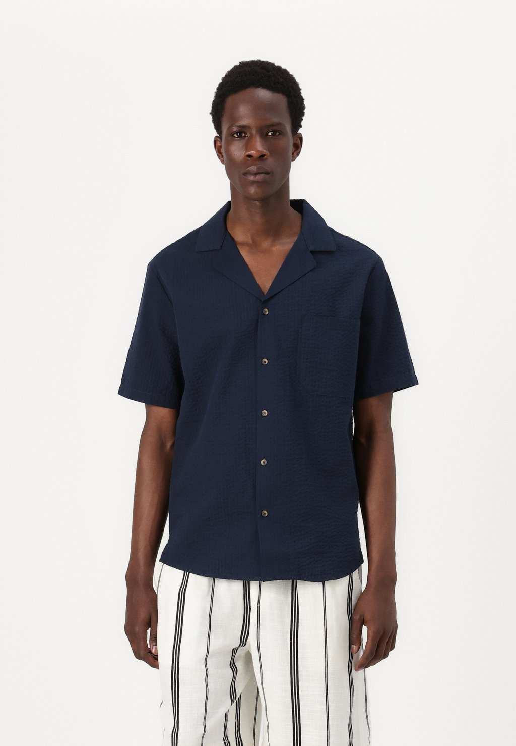 Рубашка ONSEYE RESORT Only & Sons, темно-синий
Рубашка ONSEYE RESORT Only & Sons, темно-синий