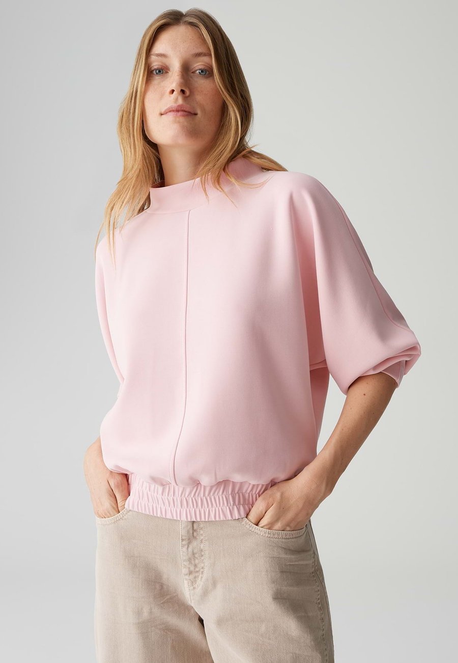 Толстовка OPUS LOOSE FIT SOFT TOUCH VELVETY SURFACE, Coral Blush/Blue
Толстовка OPUS LOOSE FIT SOFT TOUCH VELVETY SURFACE, Coral Blush/Blue