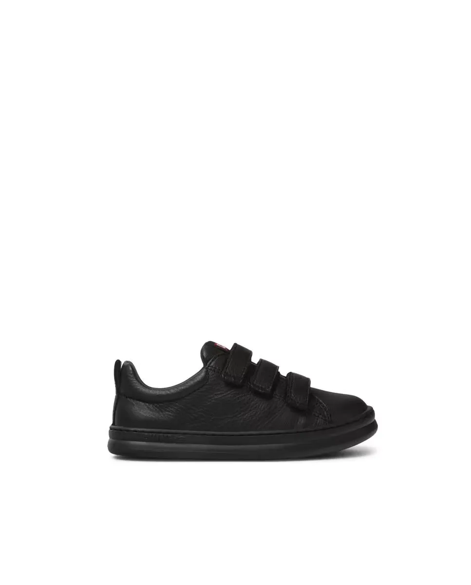 Однотонная детская спортивная обувь с застежкой на два крючка Camper, черный
Однотонная детская спортивная обувь с застежкой на два крючка Camper, черный