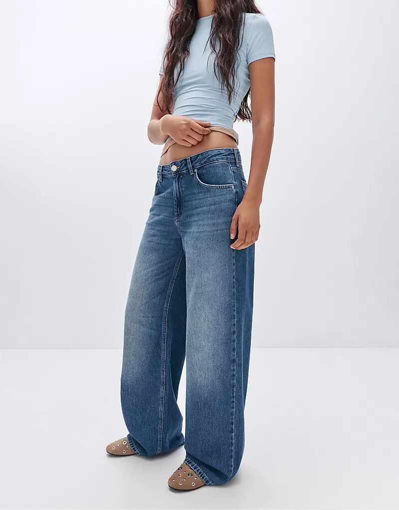 Джинсы Pull&Bear Loose oversize темно-синего цвета
Джинсы Pull&Bear Loose oversize темно-синего цвета