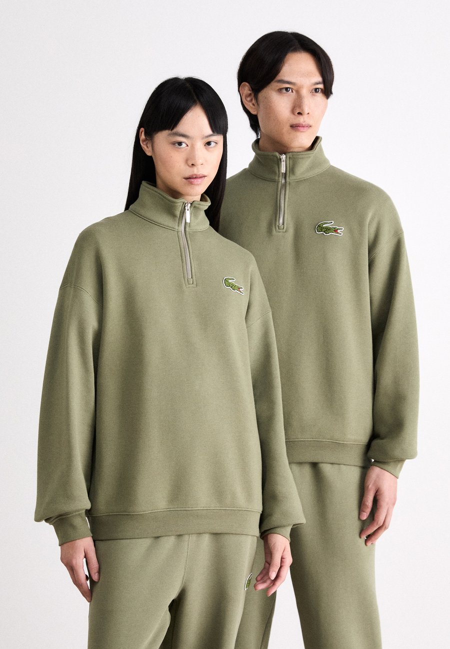 Толстовка Lacoste Sweatshirt, Vert Kaki/Khaki
Толстовка Lacoste Sweatshirt, Vert Kaki/Khaki