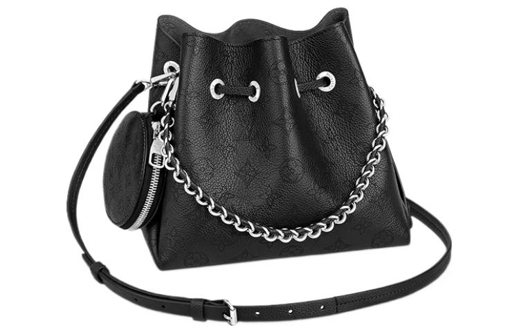 Сумка-ведро Bella черная LOUIS VUITTON 
Сумка-ведро Bella черная LOUIS VUITTON