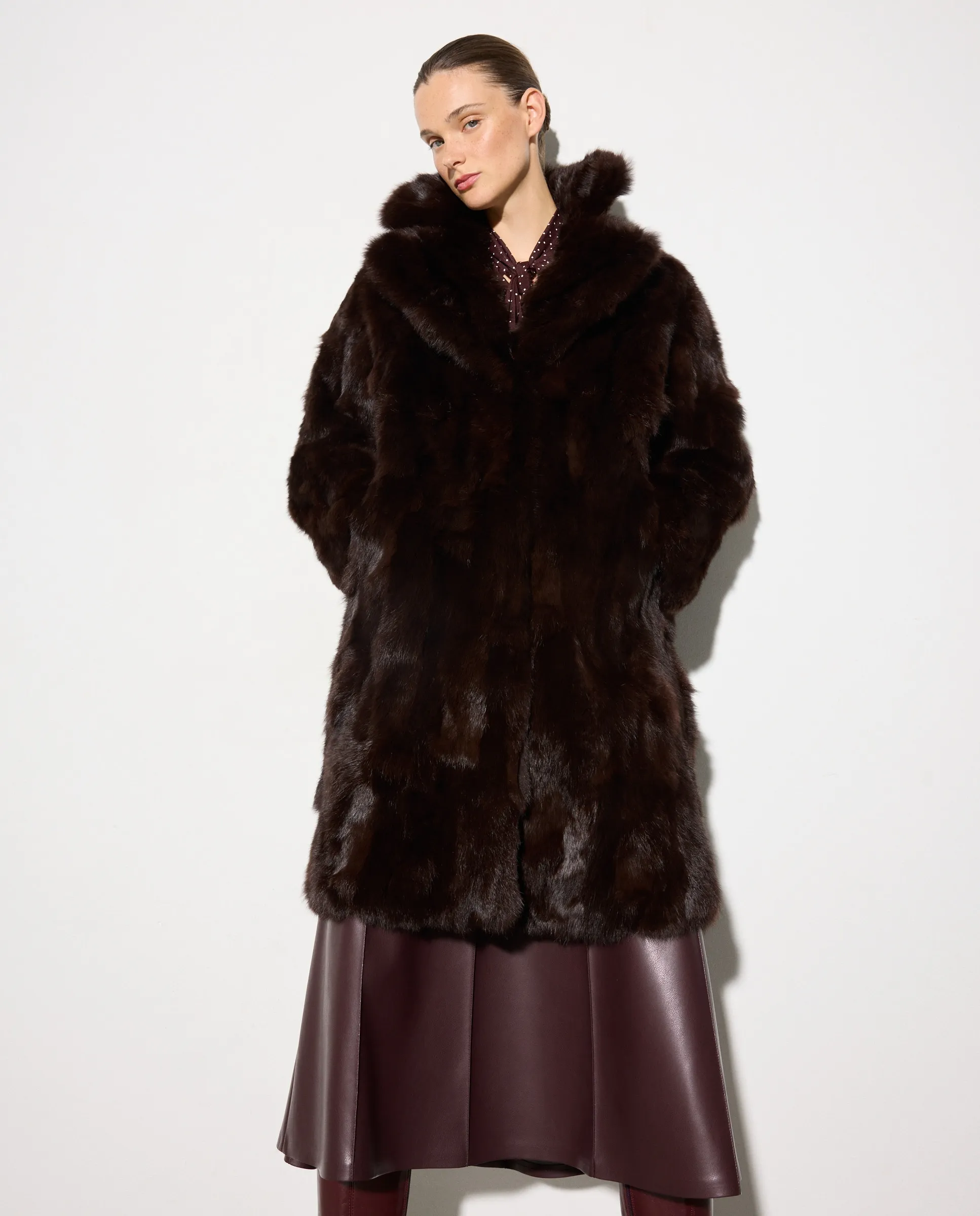 Женское пальто из гладкой кожи Woman El Corte Inglés, темно-коричневый
Женское пальто из гладкой кожи Woman El Corte Inglés, темно-коричневый