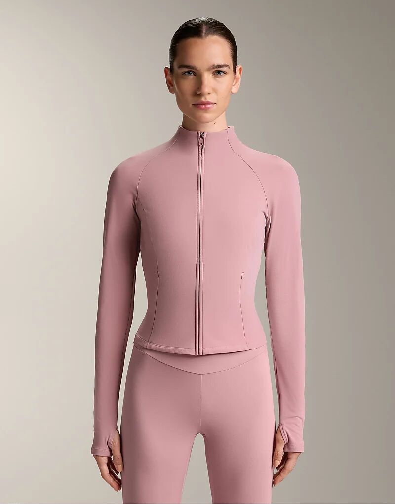 Легкая теплая куртка OYSHO в розовом цвете
Легкая теплая куртка OYSHO в розовом цвете