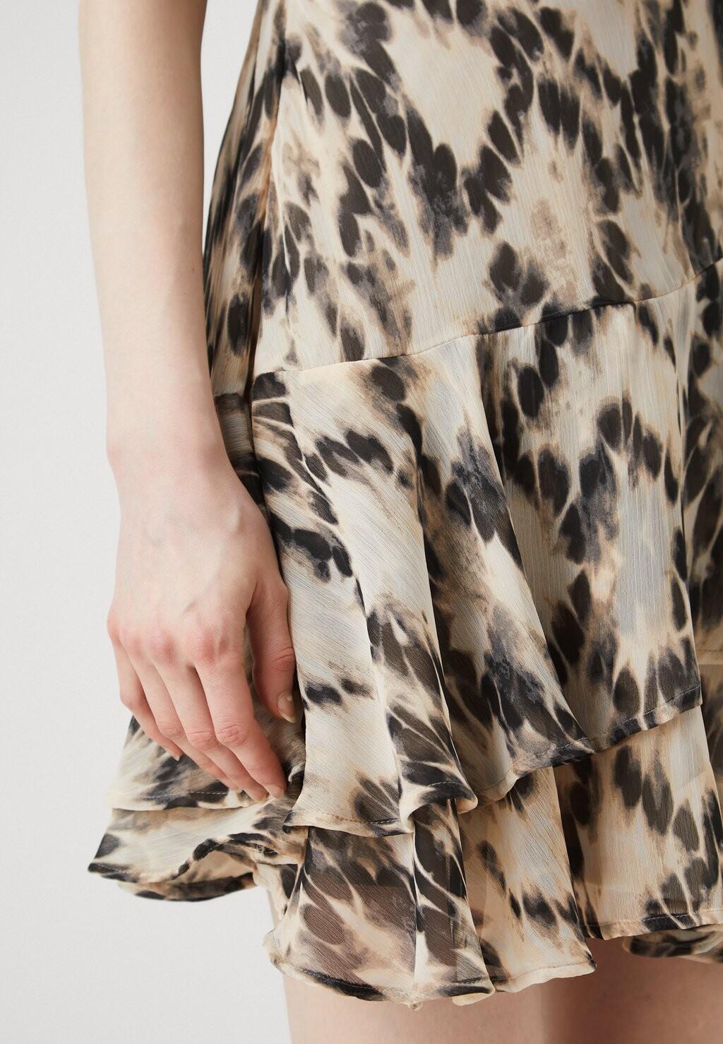 Дневное платье Onlelena Life Short Wrap Dress Only, черное
Дневное платье Onlelena Life Short Wrap Dress Only, черное