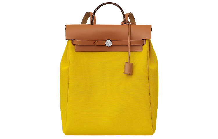 HERMES Herbag Zip Silver Tone Buckle Officier Canvas с задней панелью из кожи Hunter Cow, рюкзак женский, цвет Naples Yellow
HERMES Herbag Zip Silver Tone Buckle Officier Canvas с задней панелью из кожи Hunter Cow, рюкзак женский, цвет Naples Yellow