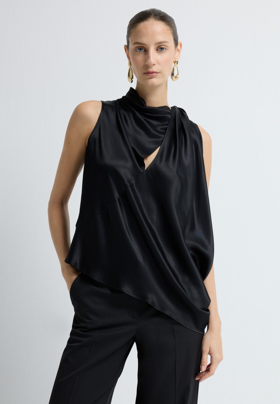 Блуза adL Blouse, Black
Блуза adL Blouse, Black