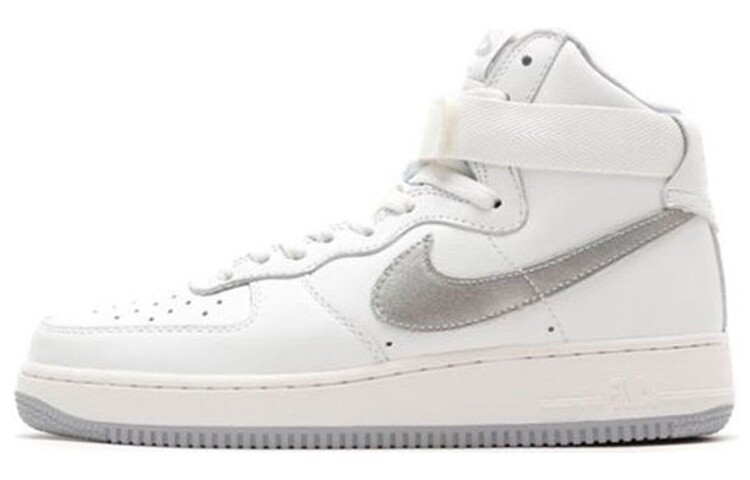Мужские кроссовки для скейтбординга Nike Air Force 1 High
Мужские кроссовки для скейтбординга Nike Air Force 1 High