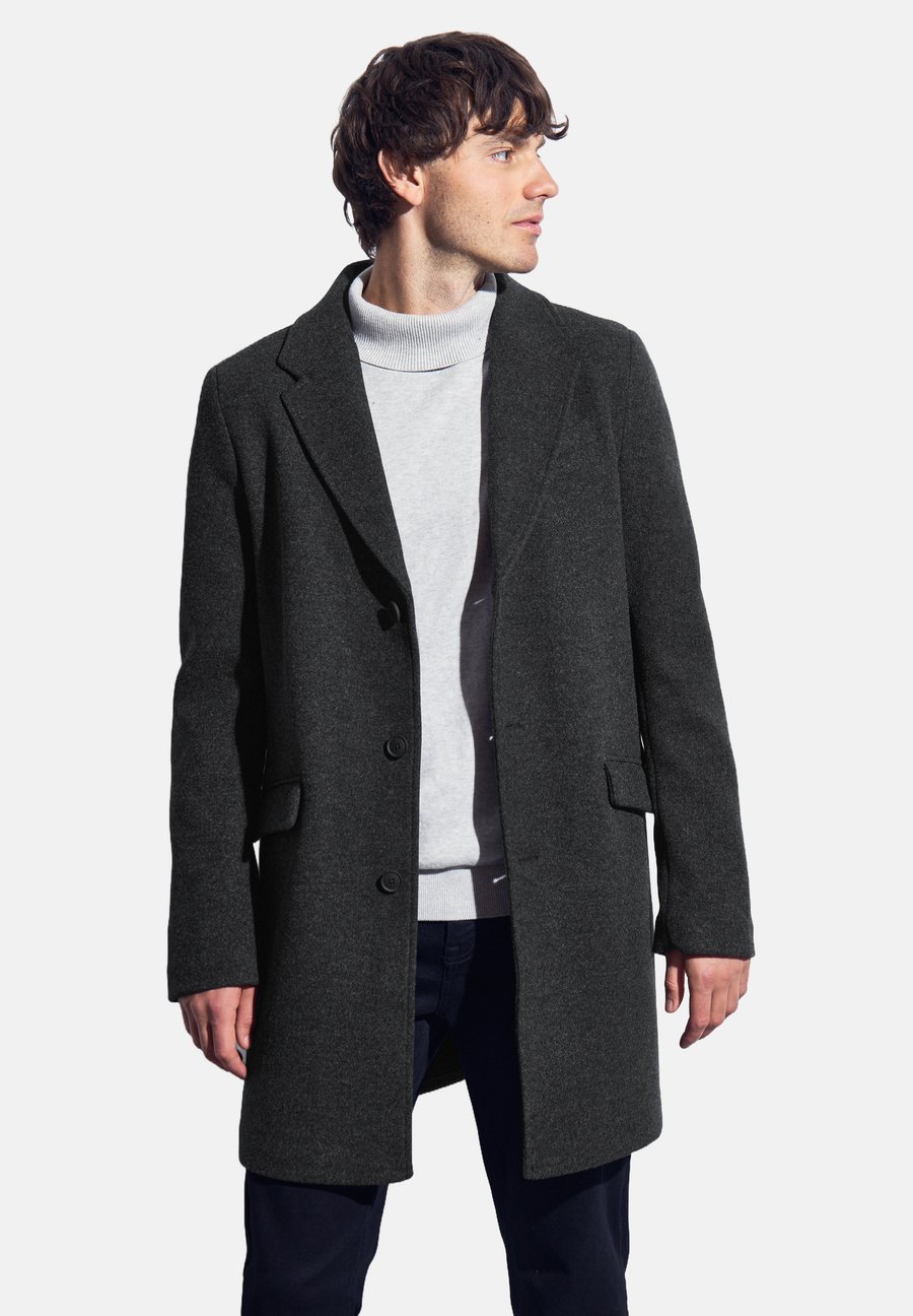 Пальто Street One MEN Classic coat, Grau/Dark Grey
Пальто Street One MEN Classic coat, Grau/Dark Grey