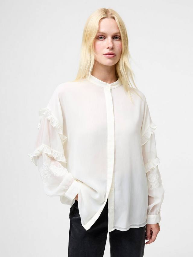 Emina Chiffon вышитая блузка с длинными рукавами French Connection
Emina Chiffon вышитая блузка с длинными рукавами French Connection