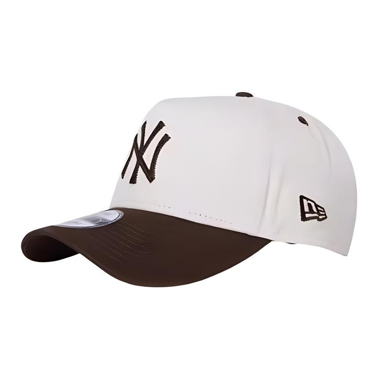 New Era Кепка бейсболка бренда New York Yankees с регулируемой застёжкой, Dark Coffee
New Era Кепка бейсболка бренда New York Yankees с регулируемой застёжкой, Dark Coffee